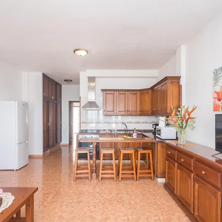 Lightbooking La Palma De Apartment